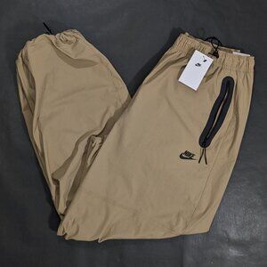 $135 Nike Tech Pack Men`s Woven Oversized Parachute Baggy Joggers Khaki Pant L